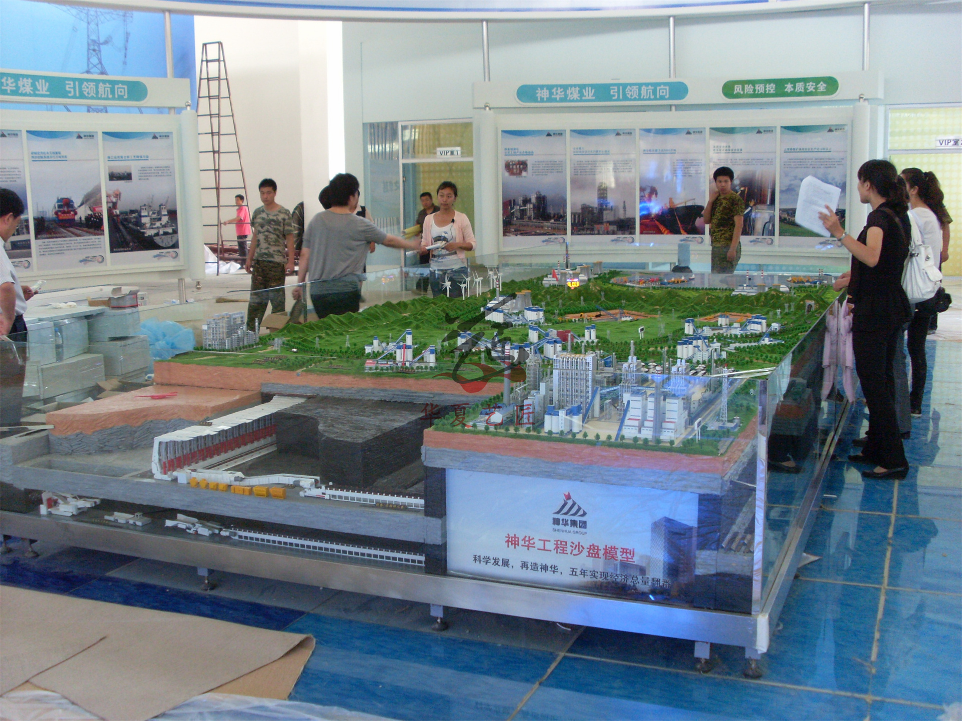煤礦開采仿真模型、采煤機(jī)動(dòng)態(tài)模型、礦山井下模型 (9).jpg